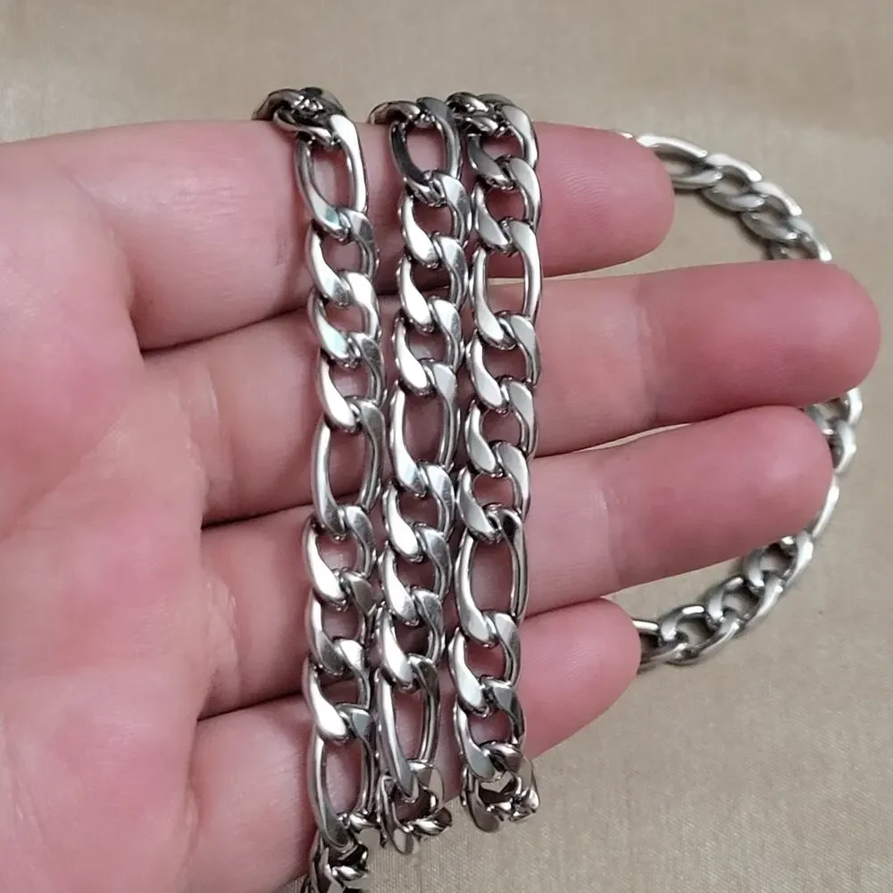 Men's silver stainless steel figaro chain necklace and bracelet set, 7.5mm thick